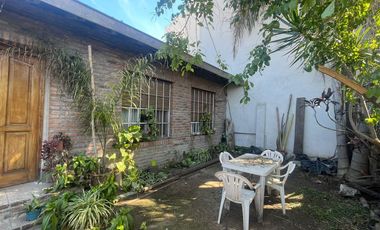 Casa en lote propio - Zarate 5900 - Chilavert