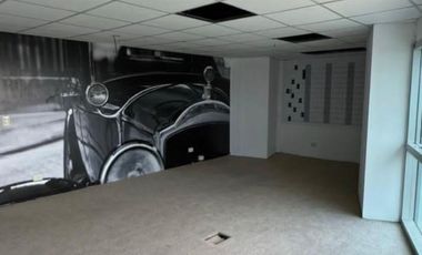 Alquiler Venta Oficina en Tigre- 450 m2 Torre de las Naciones