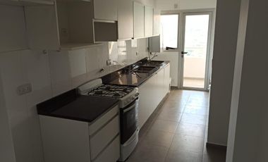 Depto en complejo 1 DORM c/ BALCÓN y COCHERAN