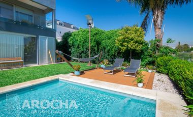 ALQUILER Nuevo Quilmes - Casa - Al canal