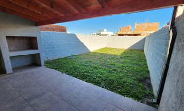 Dúplex en venta - 3 Dormitorios 3 Baños - Córdoba