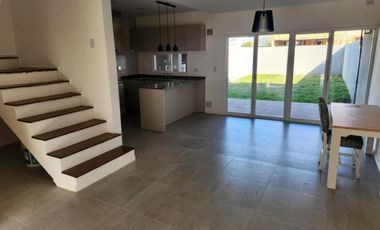 Dúplex en venta - 3 Dormitorios 3 Baños - Córdoba