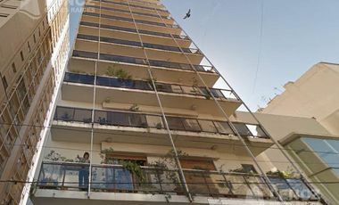 Luminoso Depto. 2 amb Edificio con Seguridad nocturna y encargado-Cerca de todo- Quilmes centro