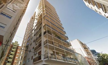 Luminoso Depto. 2 amb Edificio con Seguridad nocturna y encargado-Cerca de todo- Quilmes centro