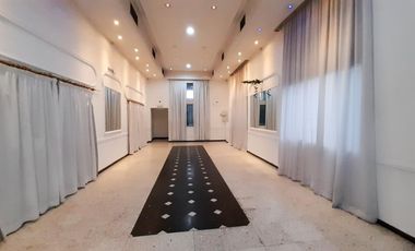 Alquiler de Local en Lanús Este 380 m2 en Esquina