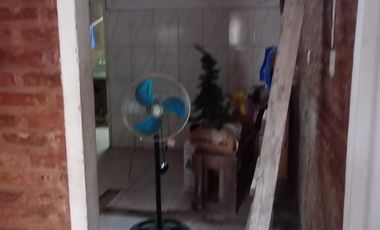 Casa a refaccionar en venta - 2 Dormitorios 2 Baños - 200Mts2 - Guernica