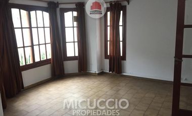 Casa en alquiler, Aguado N°233, Escobar