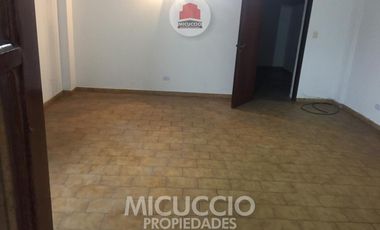 Casa en alquiler, Aguado N°233, Escobar