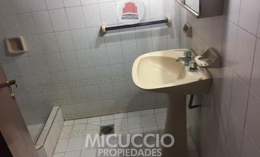 Casa en alquiler, Aguado N°233, Escobar