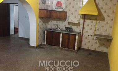 Casa en alquiler, Aguado N°233, Escobar