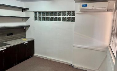 Exclusivo semipiso de oficina en Alquiler, con Balcón y Cochera - Núñez