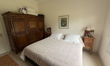 Casa de 4 Amb. sobre terreno de 3700m2 a la venta en Cañuelas