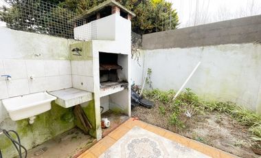 Triplex en venta - 3 Dormitorios 2 Baños - Cochera - 70Mts2 - Mar del Tuyú