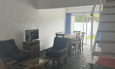 Casa-Dúplex en  calle 98 entre 23 y 25