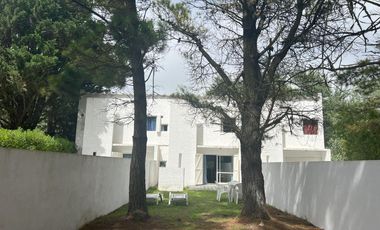 Casa-Dúplex en  calle 98 entre 23 y 25