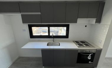 Venta Departamento en Duplex 4 ambientes con Terraza en  Tigre