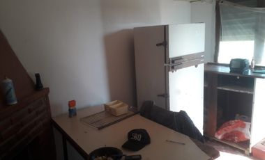 Casa en venta - 2 Dormitorios 1 Baño - 80mts2 - Miramar