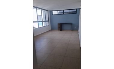 SE VENDE EN PH TERRAZAS DEL REY - CONDADO DEL REY
