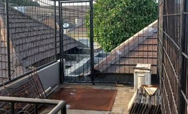 DISEWAKAN RUMAH DI KOTA WISATA