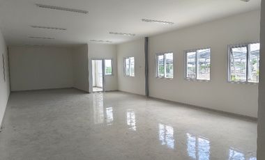 Gudang Luas 2000 sd 4000 disewakan  di Delta silicon 5