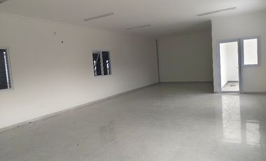 Gudang Luas 2000 sd 4000 disewakan  di Delta silicon 5