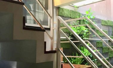 Rumah desain minimalis di nusukan Banjarsari Solo