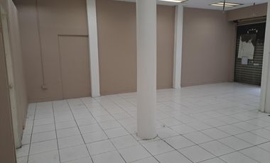 Local Comercial Av Las Esclusas Sur de Guayaquil  SanS