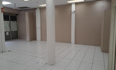 Local Comercial Av Las Esclusas Sur de Guayaquil  SanS