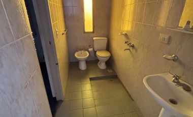 Departamento Tipo Casa en alquiler en Lanus Este