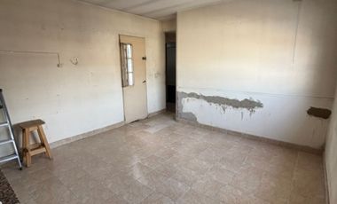 Departamento Tipo Casa en alquiler en Lanus Este