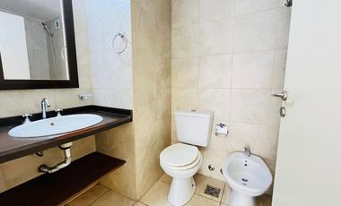 ALQUILER MONOAMBIENTE CON COCHERA ALMAGRO