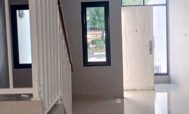 DI JUAL RUMAH 2 LANTAI STRATEGIS DEKAT BPOM JAKARTA PUSAT