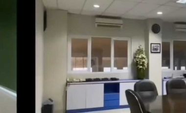 Di Jual Gedung Show Room Include Bengkel beserta seluruh isinya