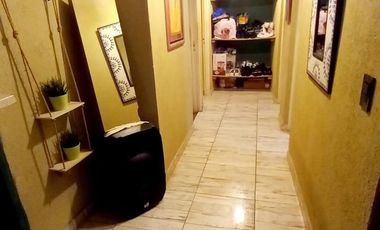 PH en venta - 4 Dormitorios 2 Baños - Ituzaingó