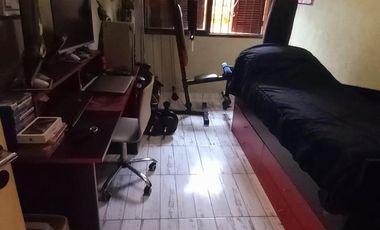 PH en venta - 4 Dormitorios 2 Baños - Ituzaingó