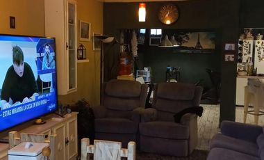 PH en venta - 4 Dormitorios 2 Baños - Ituzaingó