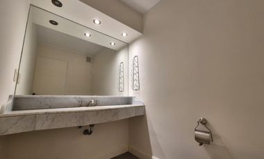 Venta Departamento La Lucila Vista al rio 6 ambientes 2 cocheras