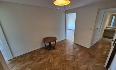 Venta Departamento La Lucila Vista al rio 6 ambientes 2 cocheras
