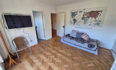 Venta Departamento La Lucila Vista al rio 6 ambientes 2 cocheras