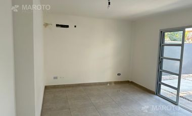 Departamento en Alquiler en centro de Maschwitz - Dos ambientes con patio-MAROTO PROPIEDADES