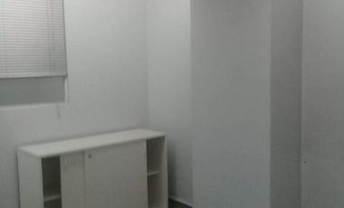 Oficina en entrepiso de 140mts² - Barrio Norte