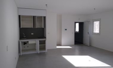 Belgrano Oficina en  Alquiler 1 amb 44,45 M2 Frente