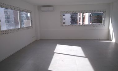 Belgrano Oficina en  Alquiler 1 amb 44,45 M2 Frente