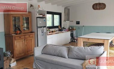 Alquiler de junio a diciembre  , a mts de Barrio San matias y Canton , entorno increible gran parque , amoblada,  fogon deck  s/ lote de 1500 m2