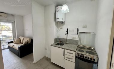 IMPECABLE mono ambiente en muy buena ubicación y bajas expensas - Venta Directa!!!