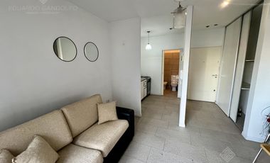 IMPECABLE mono ambiente en muy buena ubicación y bajas expensas - Venta Directa!!!