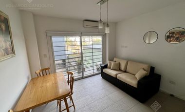 IMPECABLE mono ambiente en muy buena ubicación y bajas expensas - Venta Directa!!!