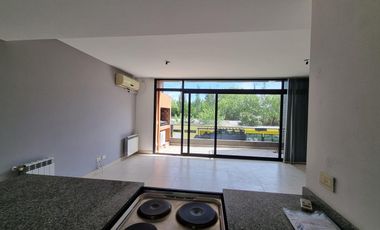 Departamento 3 amb c/ espacio guardacoche, Canning