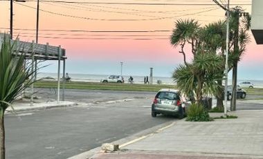 VENDO LOTE 467 MTS LA PERLA A 30 MTS MAR