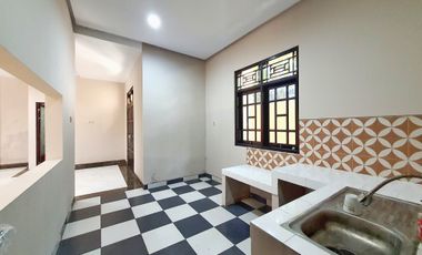 Dijual Rumah 2 Lantai, Halaman Luas! Lokasi Strategis di TENGAH KOTA BANTUL DEKAT RSUD BANTUL.